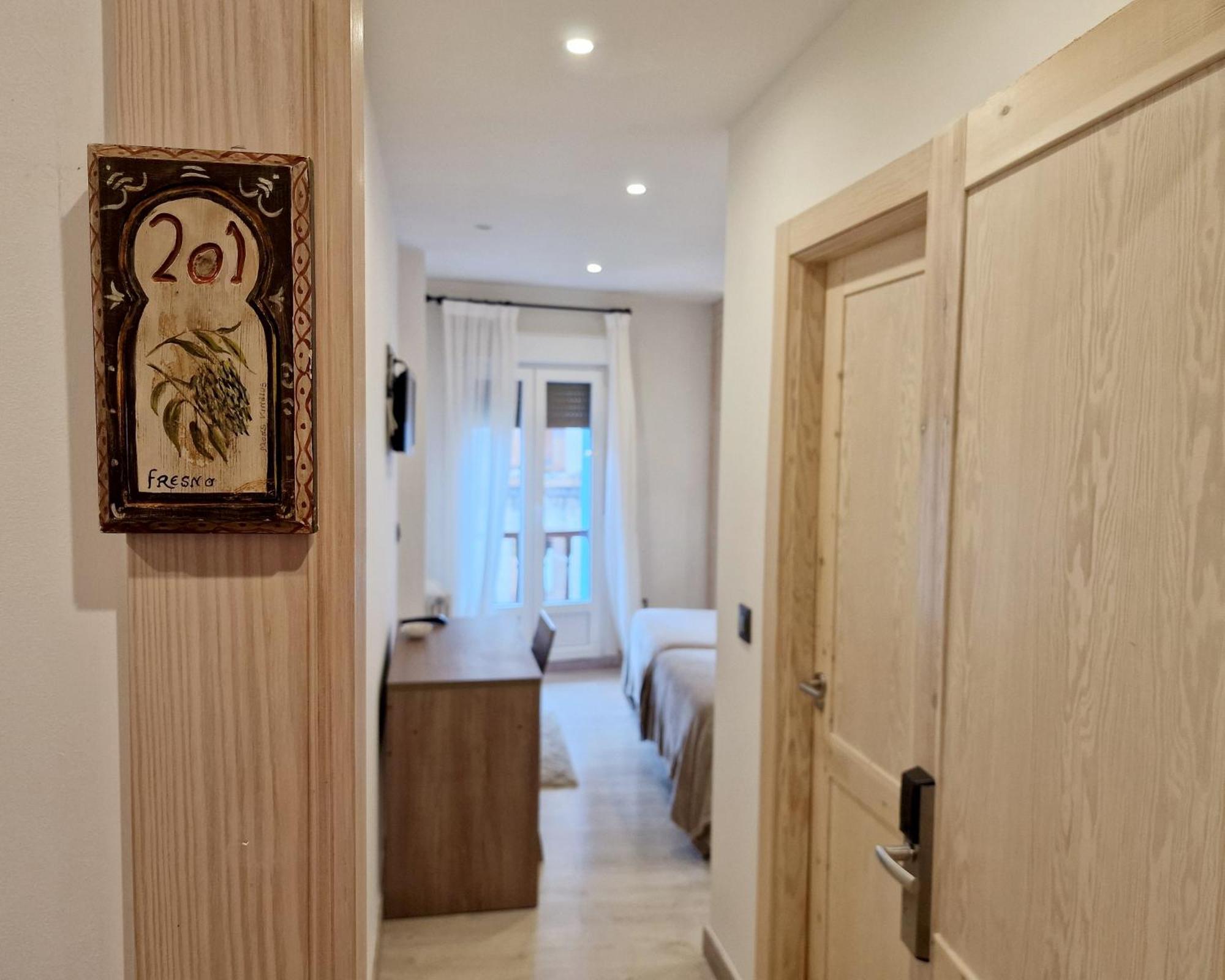 אספינמה Hostal Remona מראה חיצוני תמונה