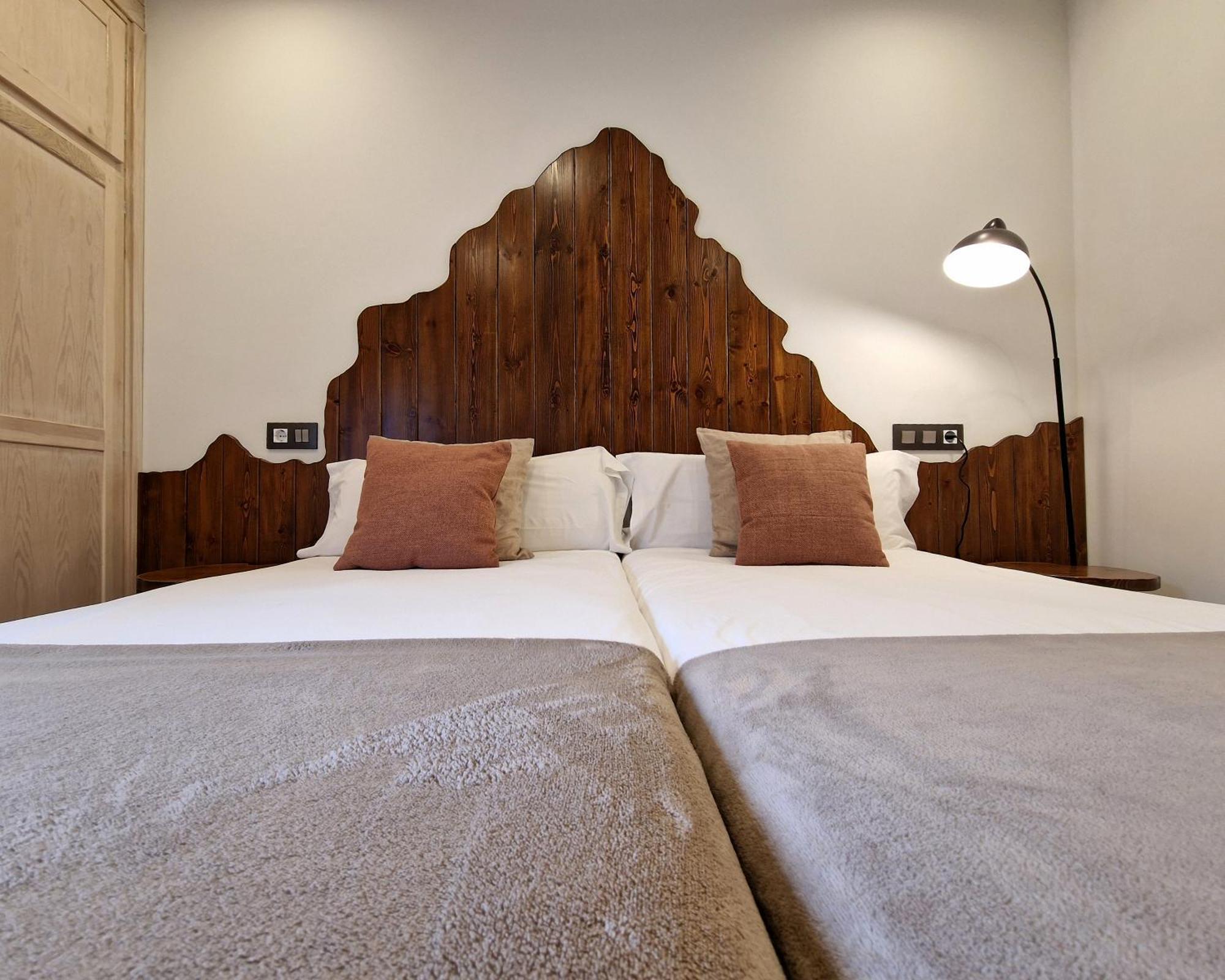 אספינמה Hostal Remona מראה חיצוני תמונה
