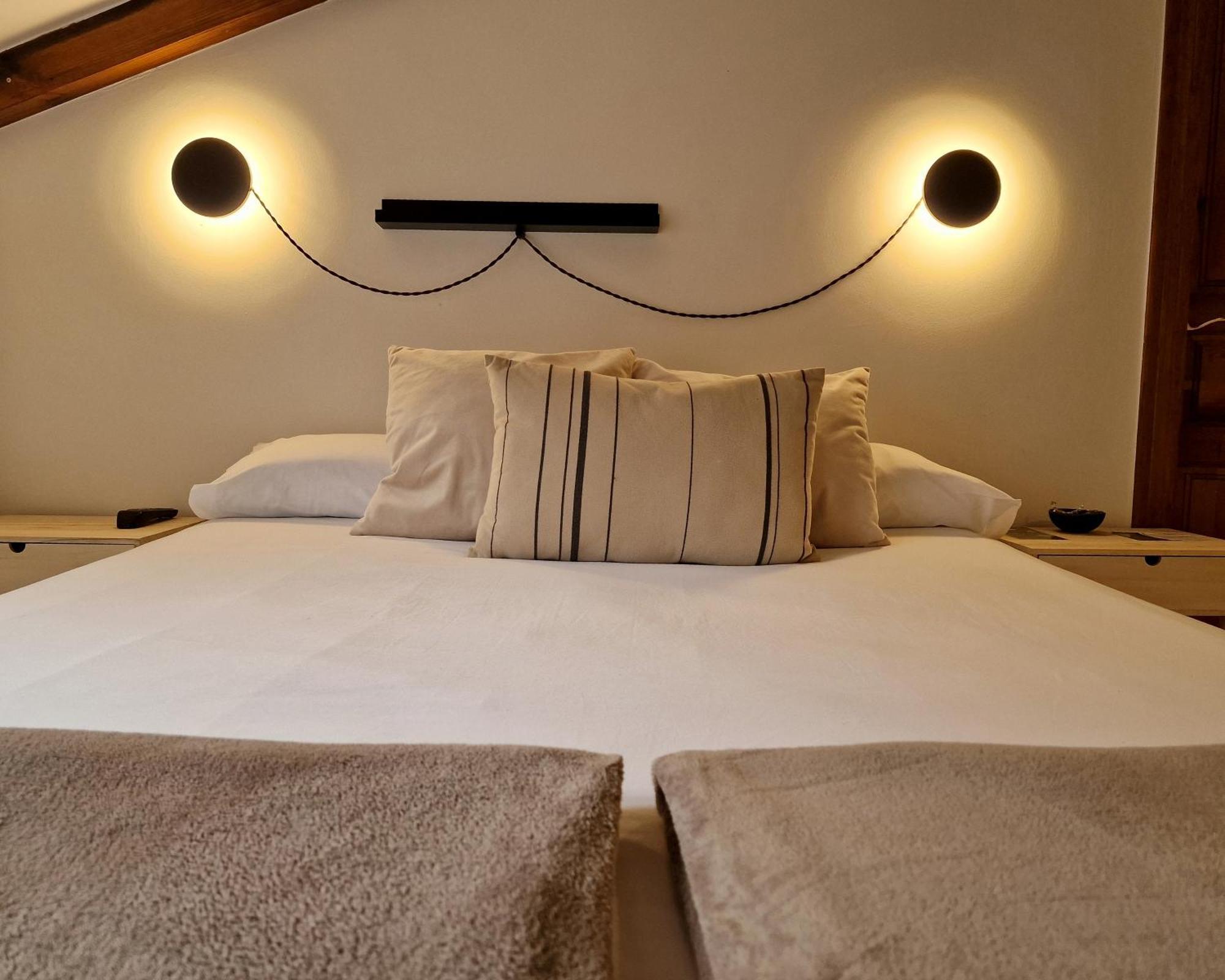 אספינמה Hostal Remona מראה חיצוני תמונה