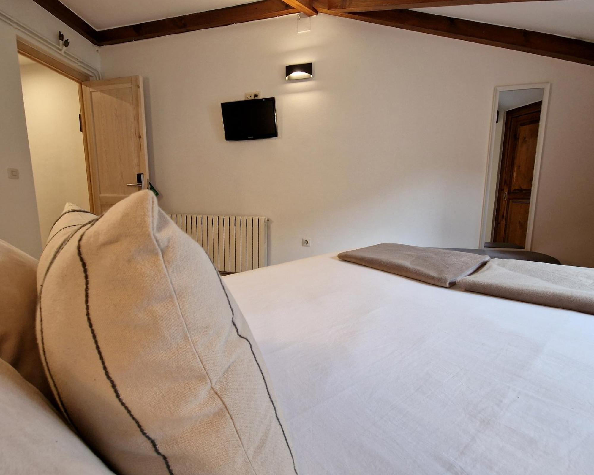 אספינמה Hostal Remona מראה חיצוני תמונה