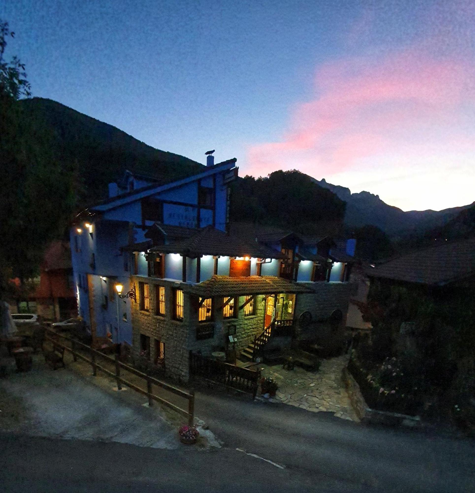 אספינמה Hostal Remona מראה חיצוני תמונה